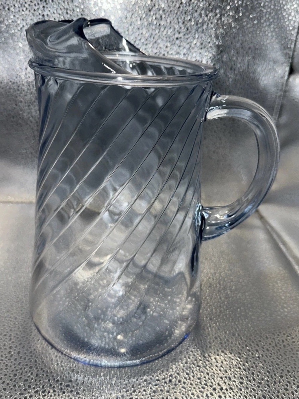 Libbey 9” Clear blue Swirl Glass Pitcher with Handle